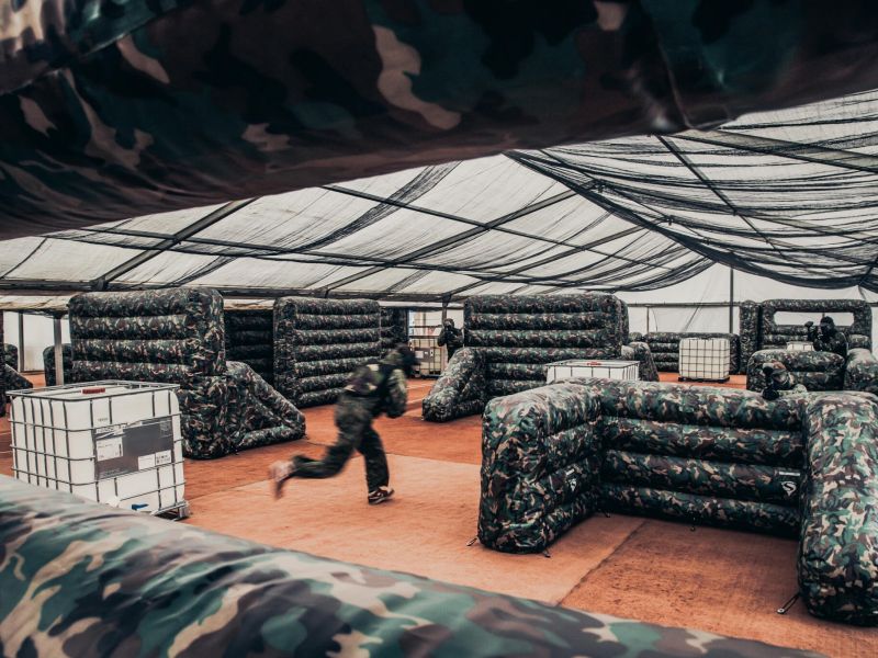 Paintball - zábavný firemní teambuilding
