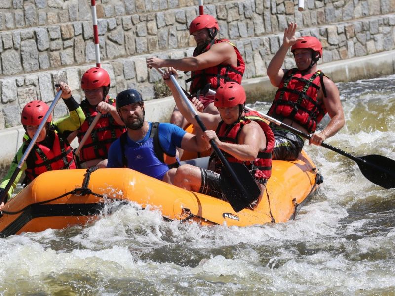 Rafting - adrenalinový teambuildingový zážitek